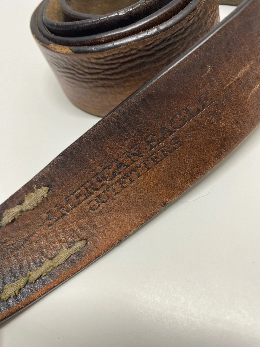 * vintage American Eagle Outfitters distressed brown leather belt brass 38”